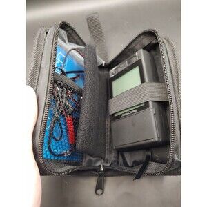 Ultima5 TENS Unit "Electrotherapy" w. Original Carrying Case + Extra Pads